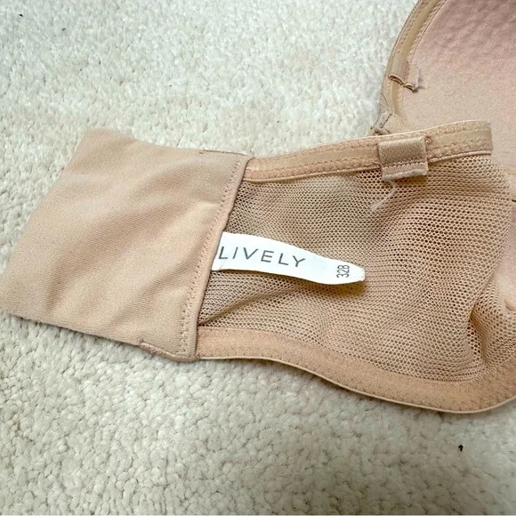 Lively No-Wire Strapless Bra 32B - Picture 6 of 6